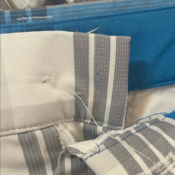 Nike golf Men's Plaid Performance Golf Shorts - Blue & Gray - Picture 4 of 4